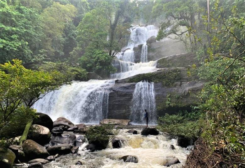 Tempat Wisata Yang Wajib di Kunjungi di Kabupaten Landak