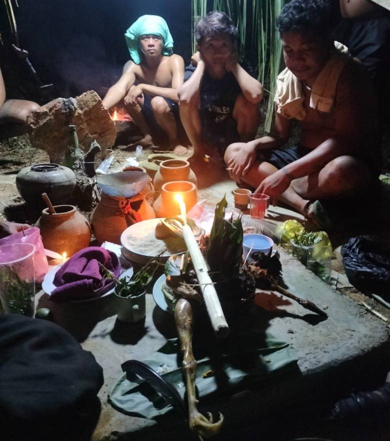 KANAYATN yang Kukenal Berdasar pada Perspektif Sejarah Adat