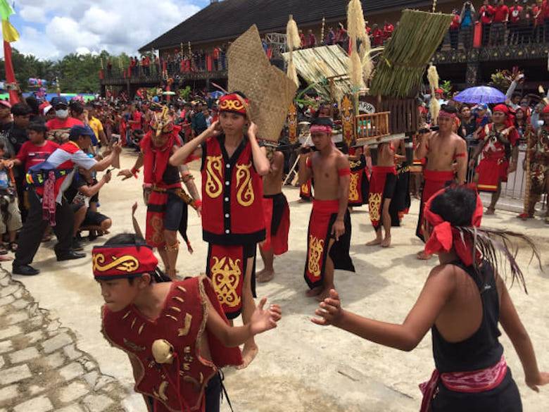 Nilai Pancasila dalam Kehidupan Budaya Naik Dango Suku Dayak Kanayatn